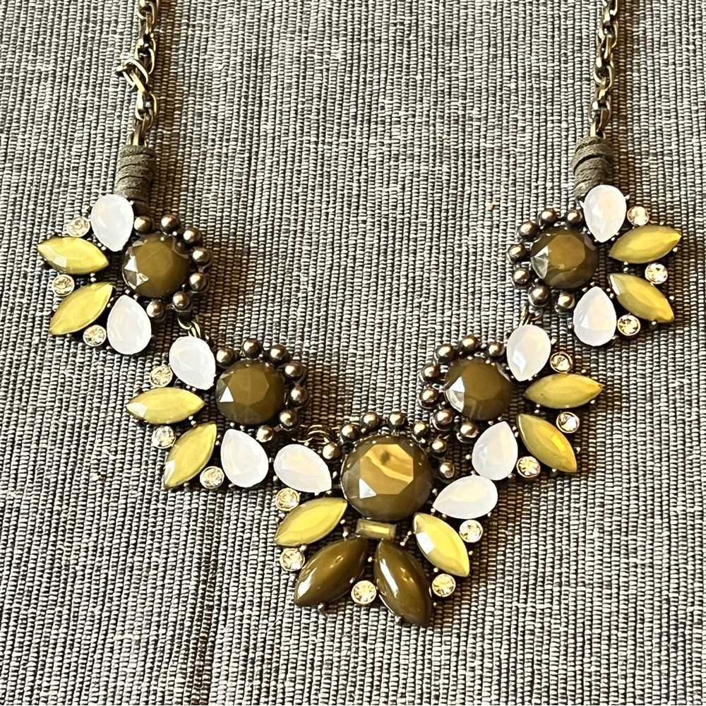 New York & Company Gold and White Floral Necklace with Statement Design